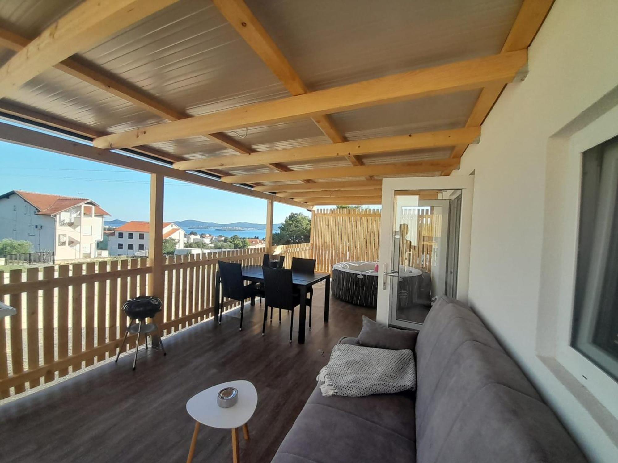 Tiny House Lily With Jacuzzi Apartment Sveti Filip i Jakov Luaran gambar